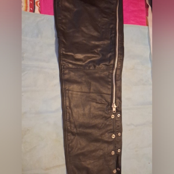 Chaps - Picture 5 of 5